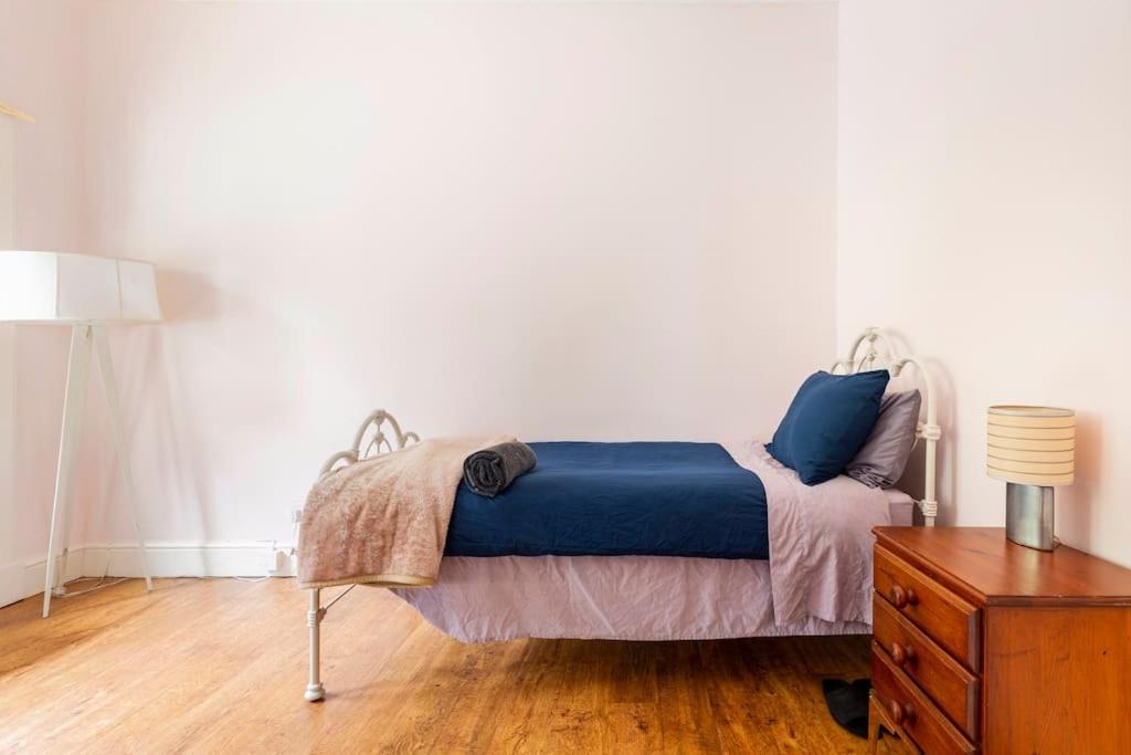 Glasgow Emo Habitación foto